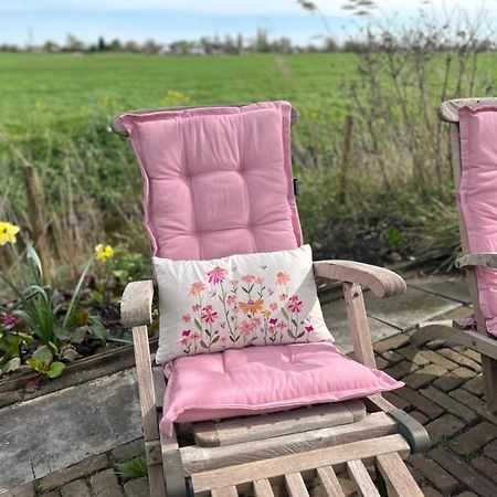 Hestar Husid, Het Luxe Paardenhuis Weesp Bagian luar foto